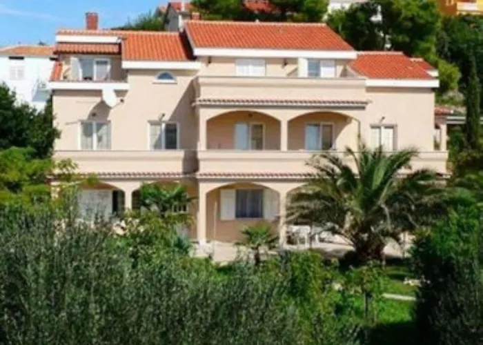 Danijela & Vlado - Two Bedroom With Balcony And Garden View * Lopar