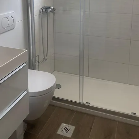Danijela & Vlado - Two Bedroom With Balcony And Garden View *