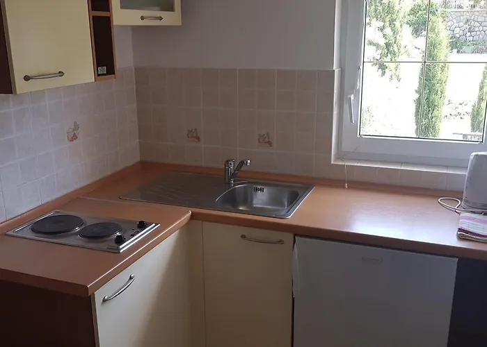 Danijela & Vlado - Two Bedroom With Balcony And Garden View